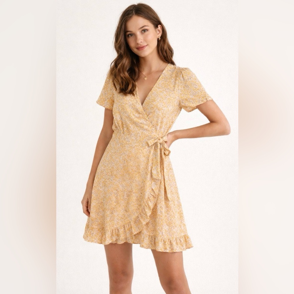 Skies Are Blue Yellow White Floral Ruffle Wrap Dress Size Small NWT